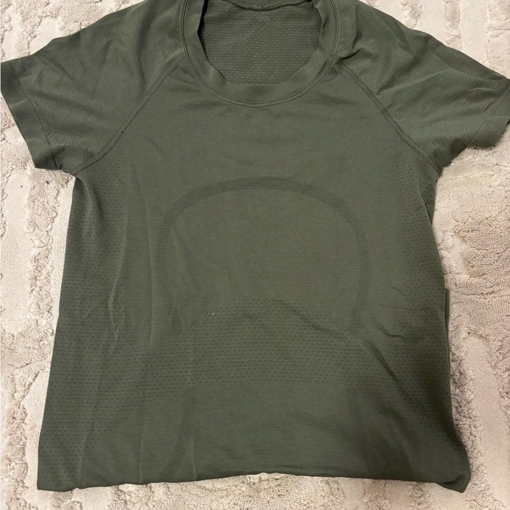 Lululemon Athletica Forest Green Short Sleeve Tee